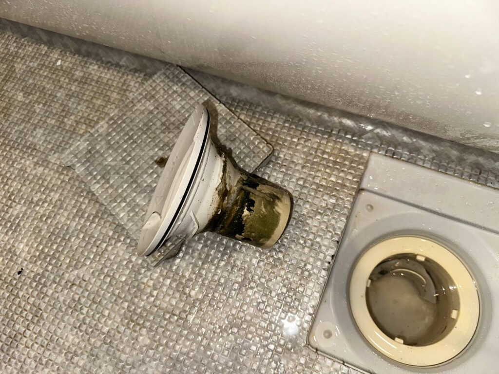 お風呂の排水管つまり確認