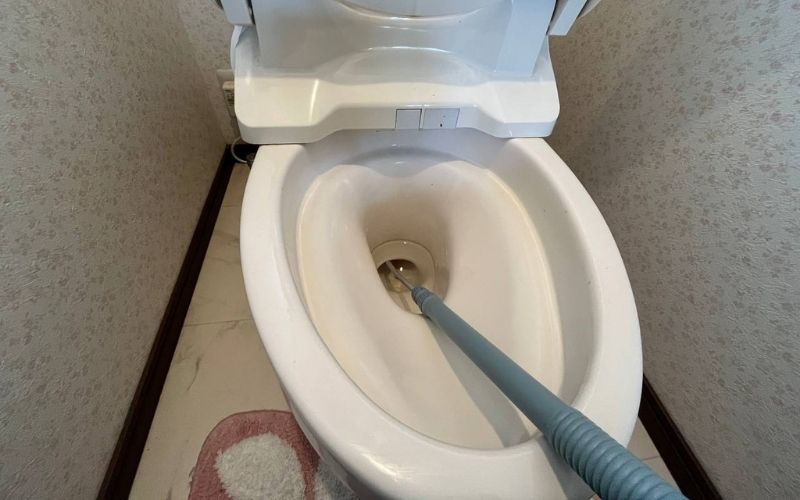 【トイレの詰まり】のご依頼を頂いたので、高圧洗浄を実施しました